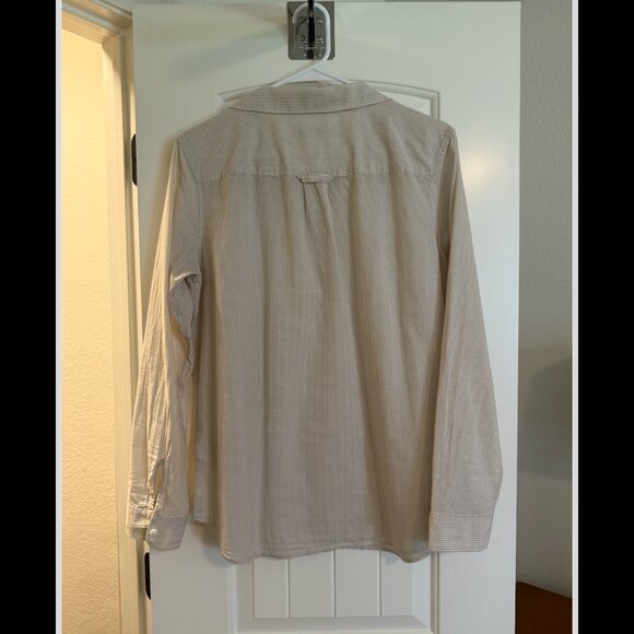 Outerknown Windrift Shirt in Desert Banker Stripe | Size M - Picture 9 of 10